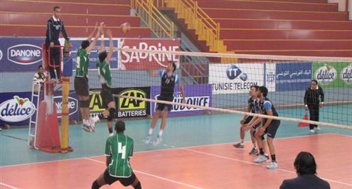 بالصور..الشباب يعبر البشمركة العراقي والأهلي يقصف بني ياس بالبطولة العربية للطائرة